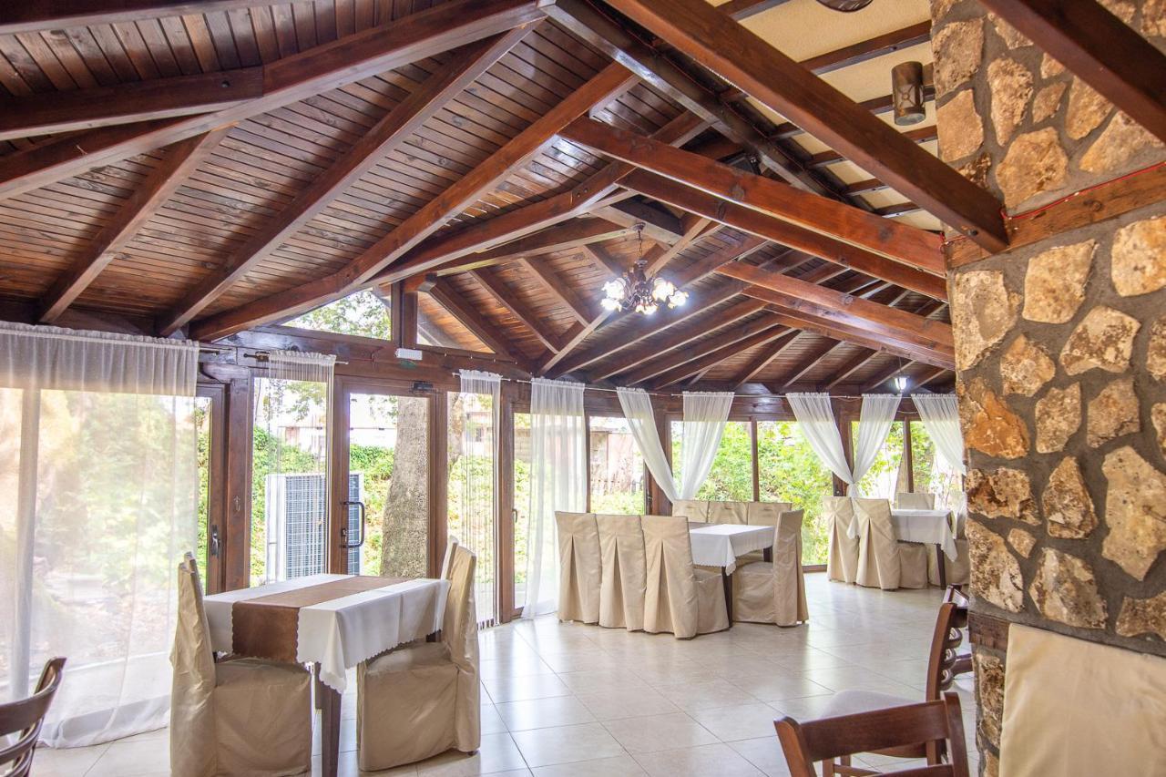 Kolarovo Eco Hotel Momata מראה חיצוני תמונה