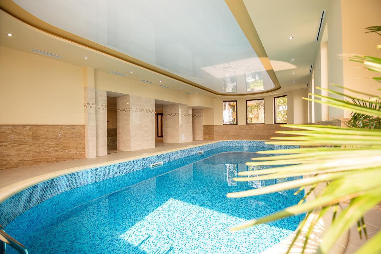 Kolarovo Eco Hotel Momata מראה חיצוני תמונה