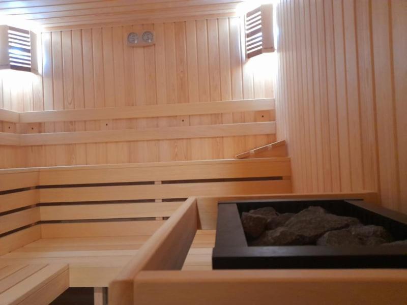 Kolarovo Eco Hotel Momata מראה חיצוני תמונה