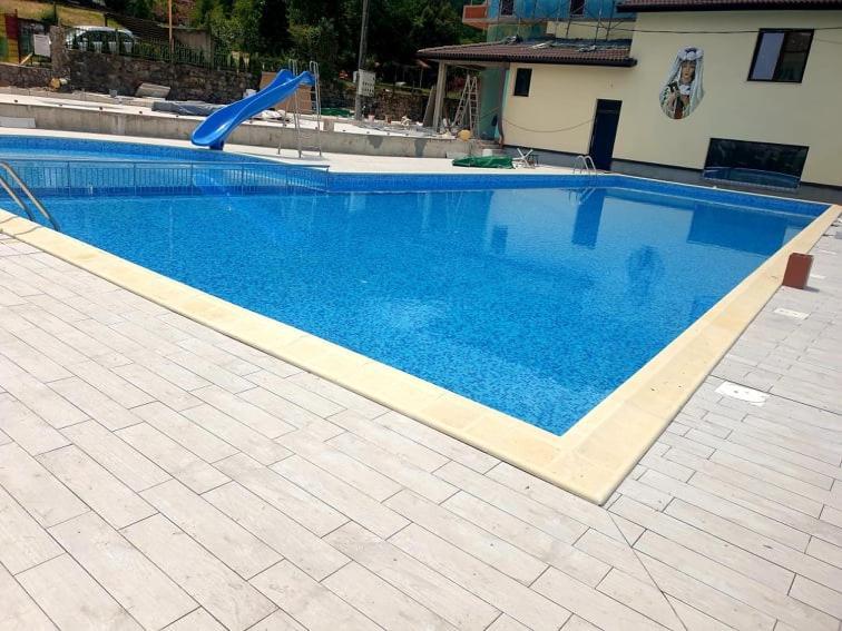 Kolarovo Eco Hotel Momata מראה חיצוני תמונה